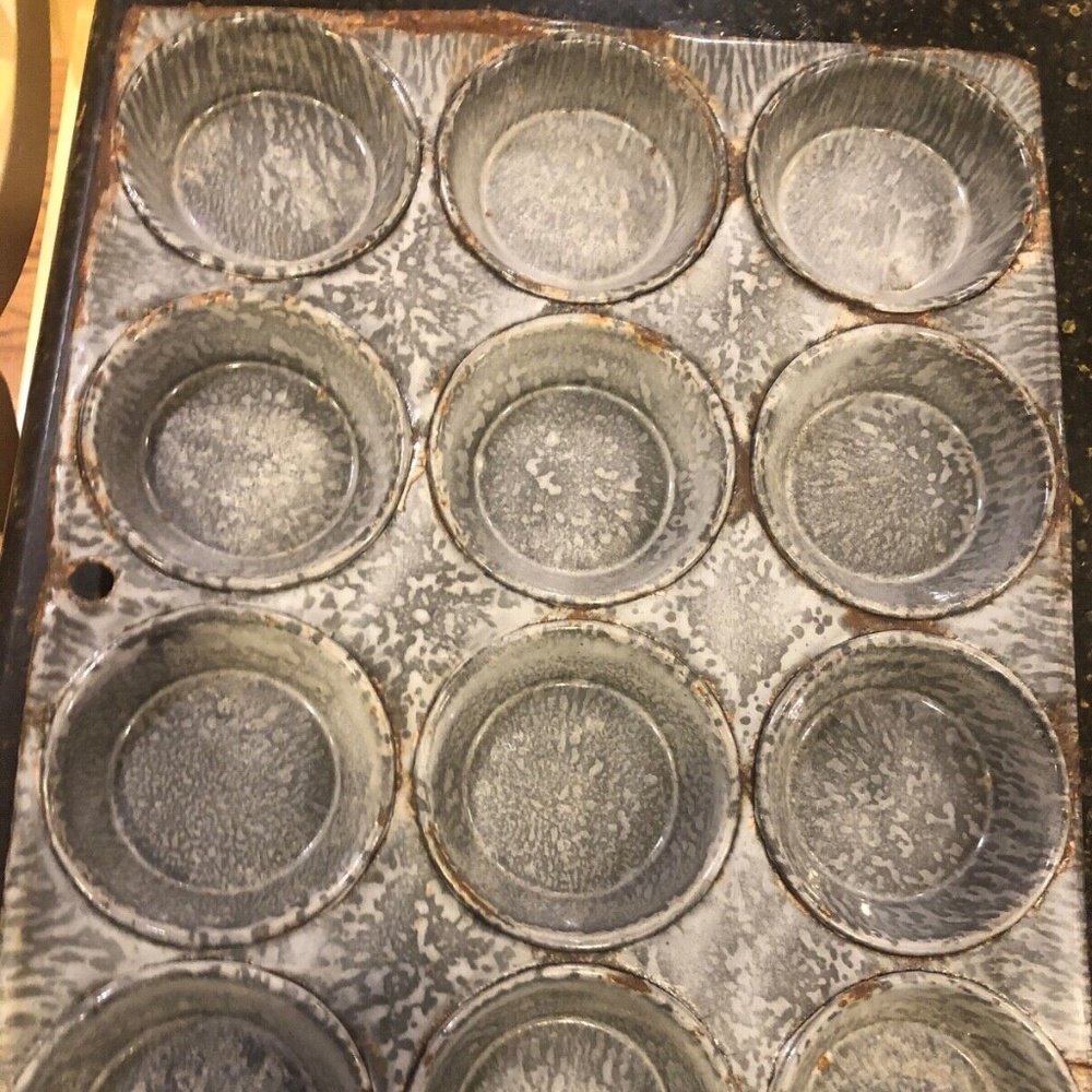 vtg Graniteware enamelware gray muffin biscuit tin 12 cups kitchen baking Pan